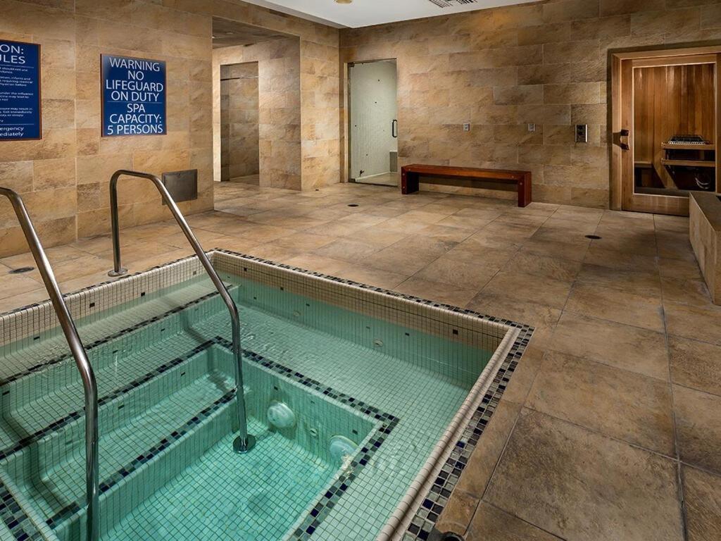 Aparthotel Surfs Up! Cozy 1 Bedroom With Fountain View *